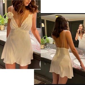 Zara ivory white satin effect spaghetti strap slip mini dress Sz M summer spring